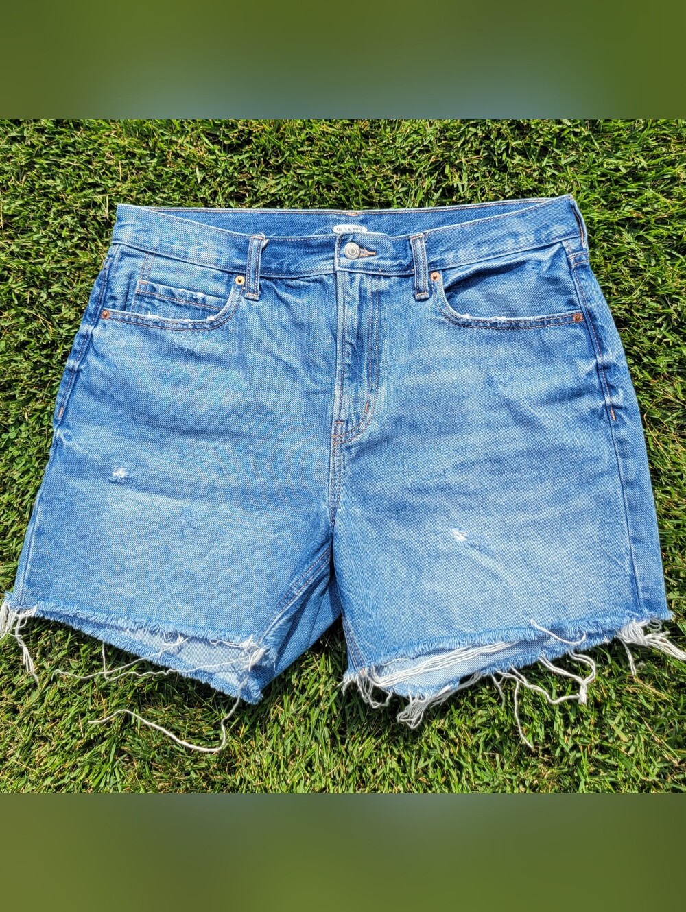 Old Navy Dad Short Aliya Light Wash Raw Hem Jean Shorts 36W, Womens Size 12